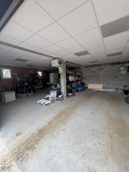 Maison d'habitation avec sous sol 4 pièces 90m² avec terrain de 1000m²