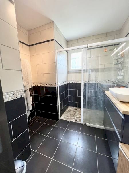 Maison d'habitation avec sous sol 4 pièces 90m² avec terrain de 1000m²