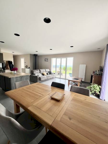 Maison d'habitation avec sous sol 4 pièces 90m² avec terrain de 1000m²