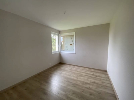 AU COEUR DU VILLAGE DE ROIFFIEUX- MAISON de 180m² avec 5 chambres.