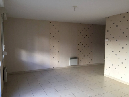 Appartement 2 ANNONAY REZ DE JARDIN