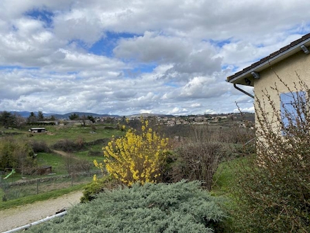 Maison 85m² avec sous-sol complet & terrain clos de 1650m² à ROIFFIEUX