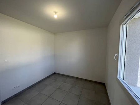 Villa T5 Félines avec terrain clos