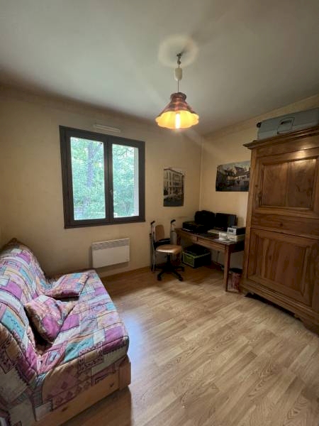 Maison 4 pièces 96m² sur sous sol complet avec terrain de 1800m²