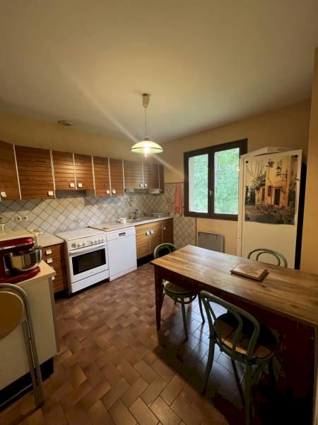 Maison 4 pièces 96m² sur sous sol complet avec terrain de 1800m²