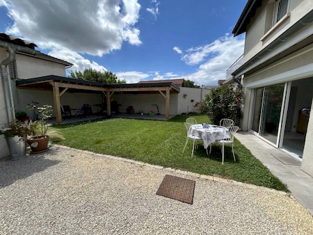 Maison T7 172m² centre ville d'ANNEYRON