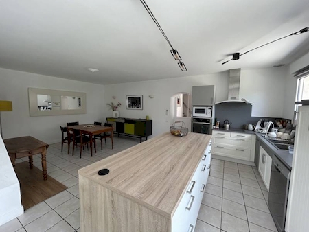 Maison T7 172m² centre ville d'ANNEYRON