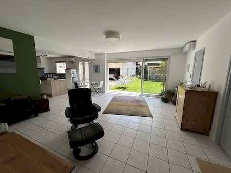 Maison T7 172m² centre ville d'ANNEYRON