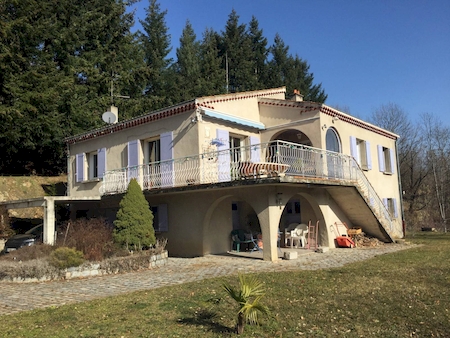 6 VILLEVOCANCE maison familiale