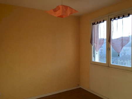 Appartement 2 ANNONAY jolie vue