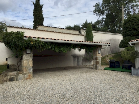 MAISON EN PIERRE 6 DAVEZIEUX AVEC PISCINE