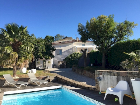 MAISON EN PIERRE 6 DAVEZIEUX AVEC PISCINE