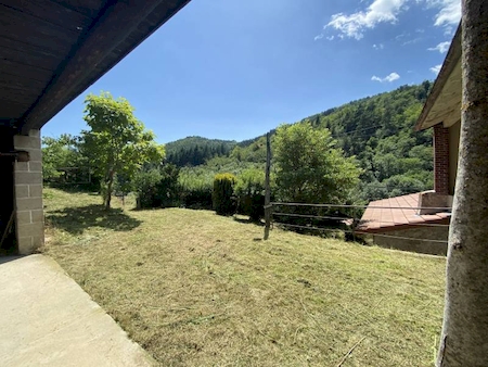 SATILLIEU- MAISON A RENOVER AVEC DEPENDANCE