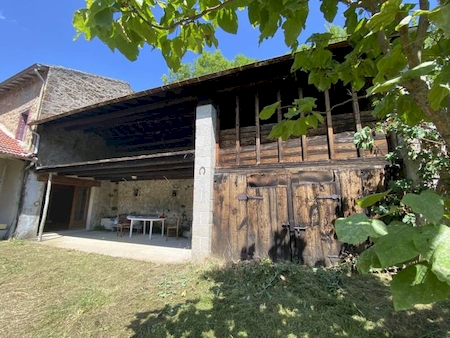 SATILLIEU- MAISON A RENOVER AVEC DEPENDANCE