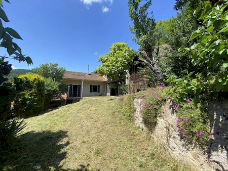 SATILLIEU- MAISON A RENOVER AVEC DEPENDANCE