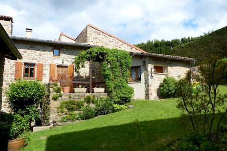 MAISON DE HAMEAU MITOYENNE EN PIERRE