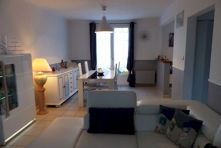 bel espace de vie de plain pied annonay terrain jardin