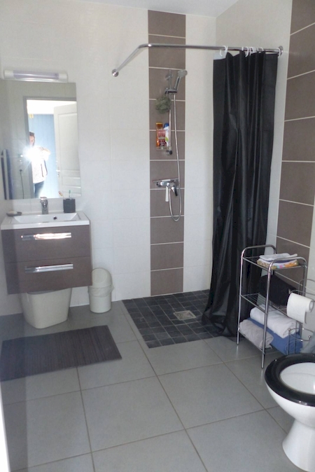 Location Studio centre Charnas proche vallée du Rhône