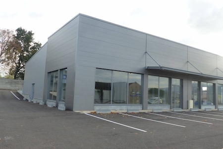 Location Local commercial DAVEZIEUX Zone d'activités