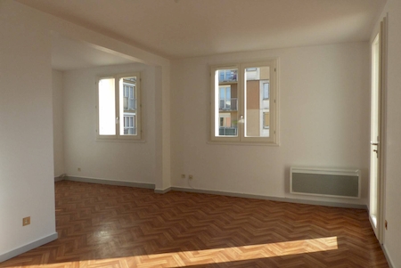 Location Appartement T5 ANNONAY Plein centre-ville avec ascenseur