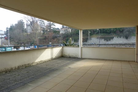Location Local professionnel T3 ANNONAY Grande terrasse