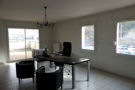 Location Local professionnel T3 ANNONAY Grande terrasse