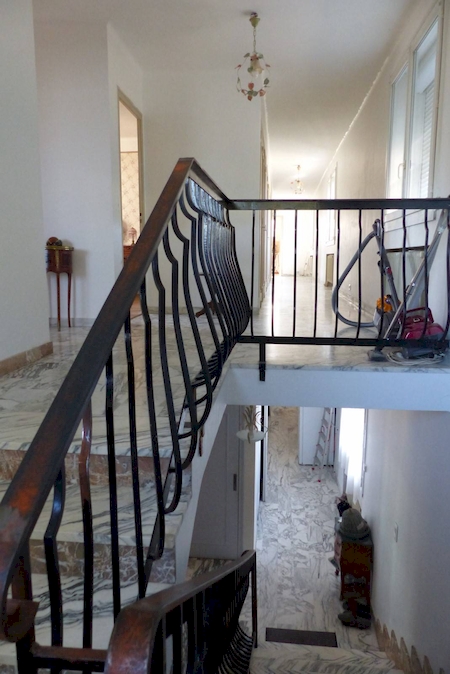 Maison d'architecte 10 ROIFFIEUX 4 729 m² de terrain avec piscine