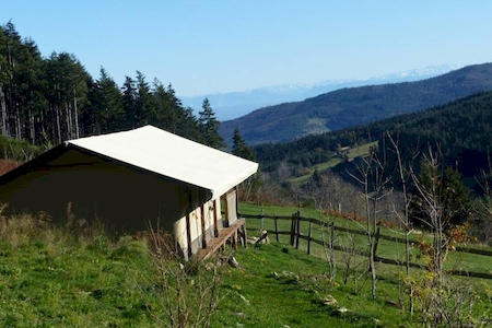 Propriété avec gites en Ardèche verte