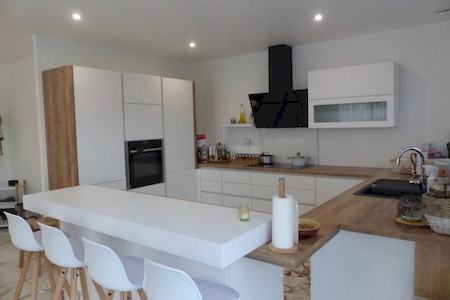 MAISON A VENDRE 3 CHAMBRES PROCHE ECOLES A DAVEZIEUX