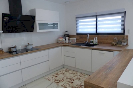 MAISON A VENDRE 3 CHAMBRES PROCHE ECOLES A DAVEZIEUX