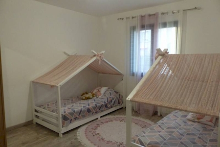 MAISON A VENDRE 3 CHAMBRES PROCHE ECOLES A DAVEZIEUX