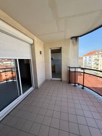 Appartement T2 - RESIDENCE SECURISEE - GARAGE - PEAGE DE ROUSSILLON