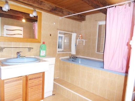 Maison VANOSC Accès sur petite terrasse abritée