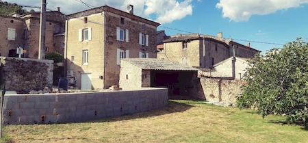 Location maison en pierre Savas