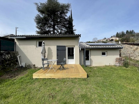 Terrain de loisir avec Cabanon aménagé à Villevocance