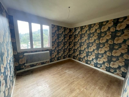 Maison 87m² sur sous-sol complet à VILLEVOCANCE