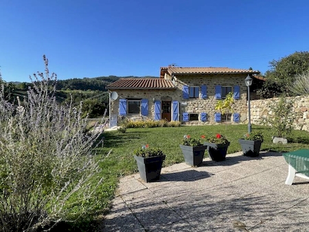 Maison en pierre à VAUDEVANT