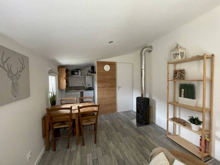 Terrain de loisir avec Cabanon aménagé à Villevocance