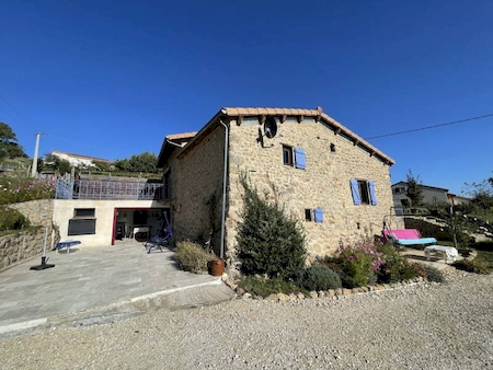 Maison en pierre à VAUDEVANT