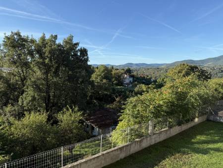 Maison 3 chambres 91m² avec 994m² de terrain & grand garage à ANNONAY