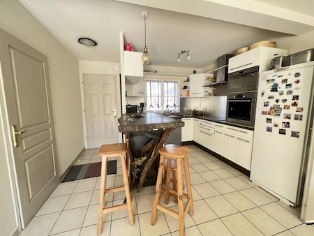 MAISON 85M² AVEC TERRAIN DE 260M² ATTENANT.