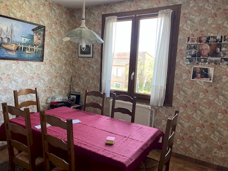 MAISON FAMILLIALE A DAVEZIEUX SUR 800M² DE TERRAIN