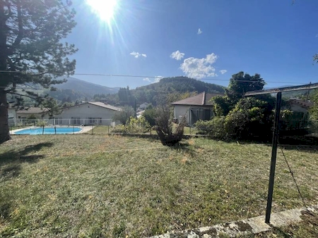 Maison 87m² sur sous-sol complet à VILLEVOCANCE