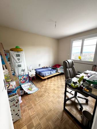 Appartement 4 pièces avec garage et place