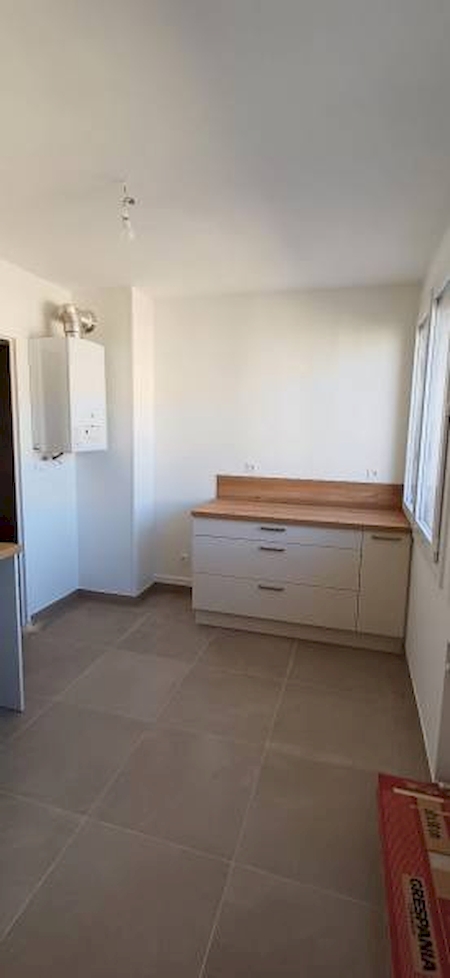 Appartement T4 à Annonay, centre ville, refait à neuf