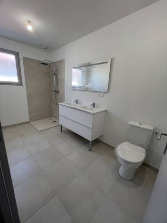 Maison mitoyenne T4 neuve en plein centre d'Anneyron
