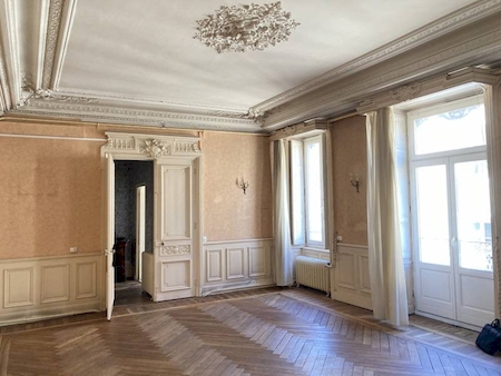 ANNONAY - APPARTEMENT DE CARACTERE DE 110 M²