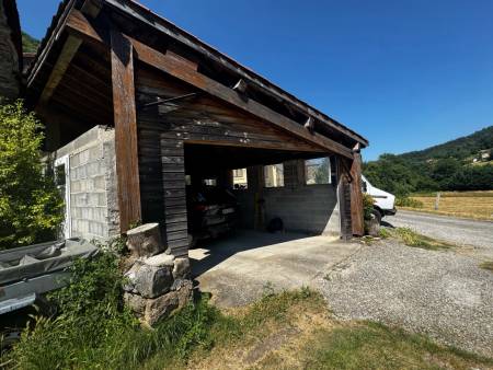 Maison de 108m² avec dépendance et garage de 69m² à VOCANCE