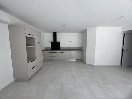 Maison mitoyenne T4 neuve en plein centre d'Anneyron
