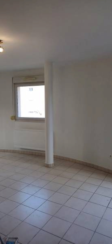 Appartement T2 meublé à Annonay avec un garage - centre ville